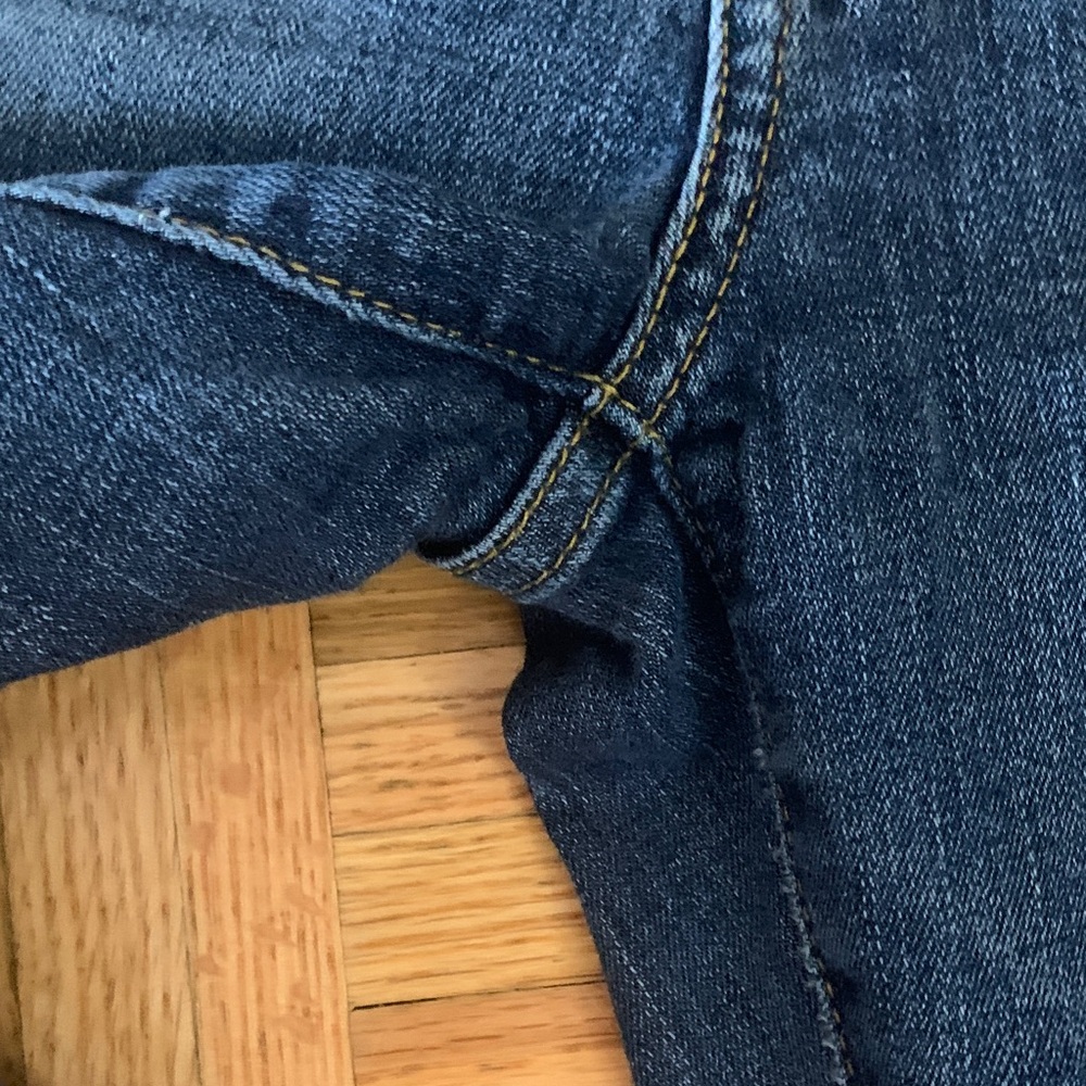 7 For All Mankind Distressed Straight Leg Jean - Women’s Size 25 EUC - Picture 9 of 9